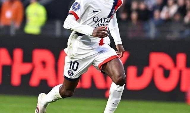 法甲惊天大冷门，大巴黎1-3遭雷恩横扫，将帅内讧曝光，榜首快没了