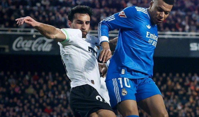 足坛一夜动态！曼城绝杀利物浦，皇马夺7连胜，拜仁国米造5球惨案