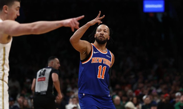 布伦森31分布朗26分 尼克斯大胜凯尔特人